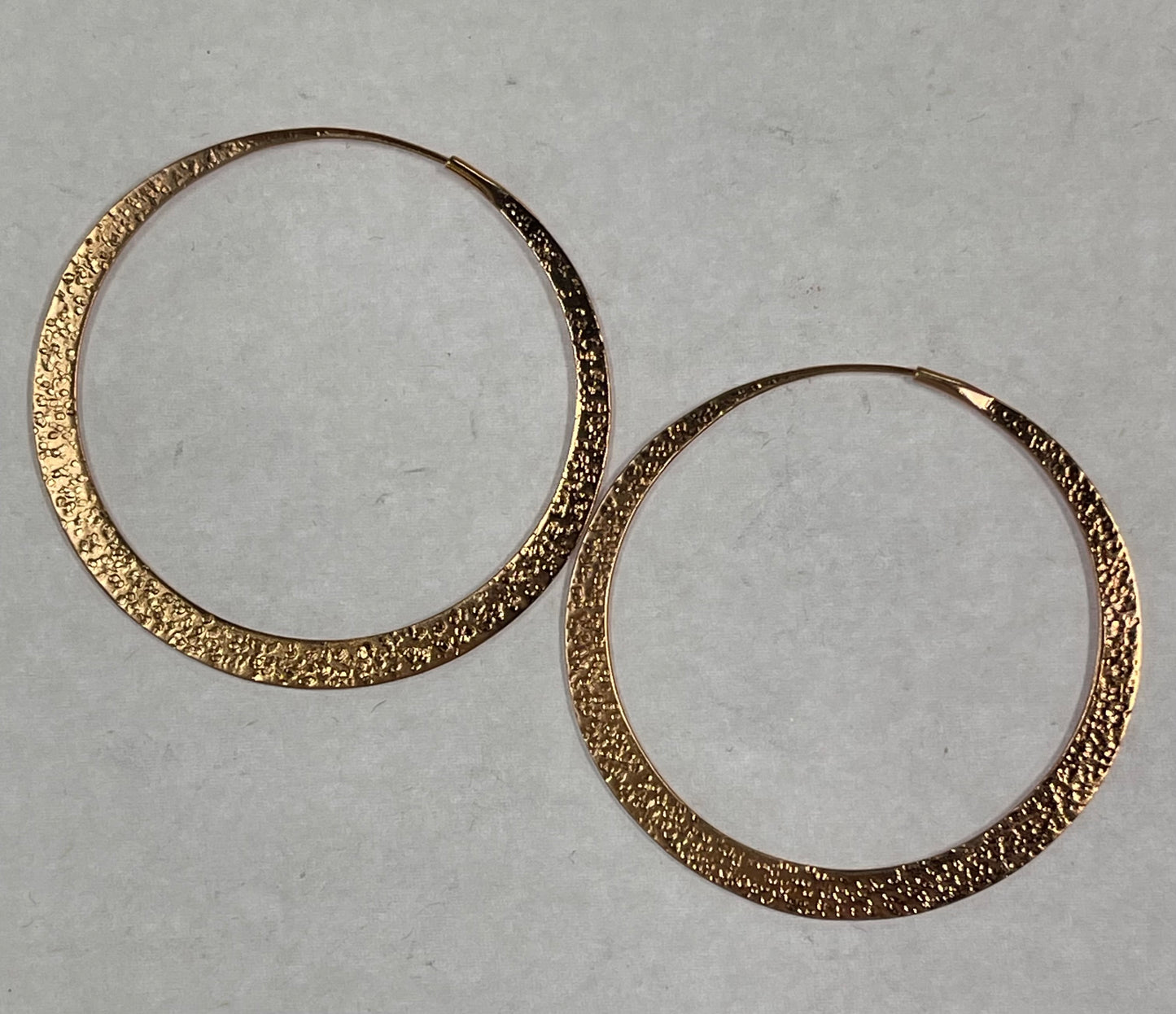 Flat Hoop Vermeil from Tawapa