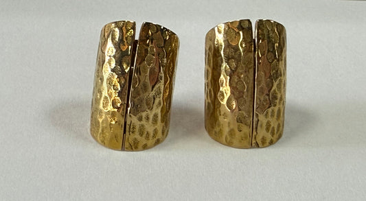 Hammered Lobe Clicker from Oracle