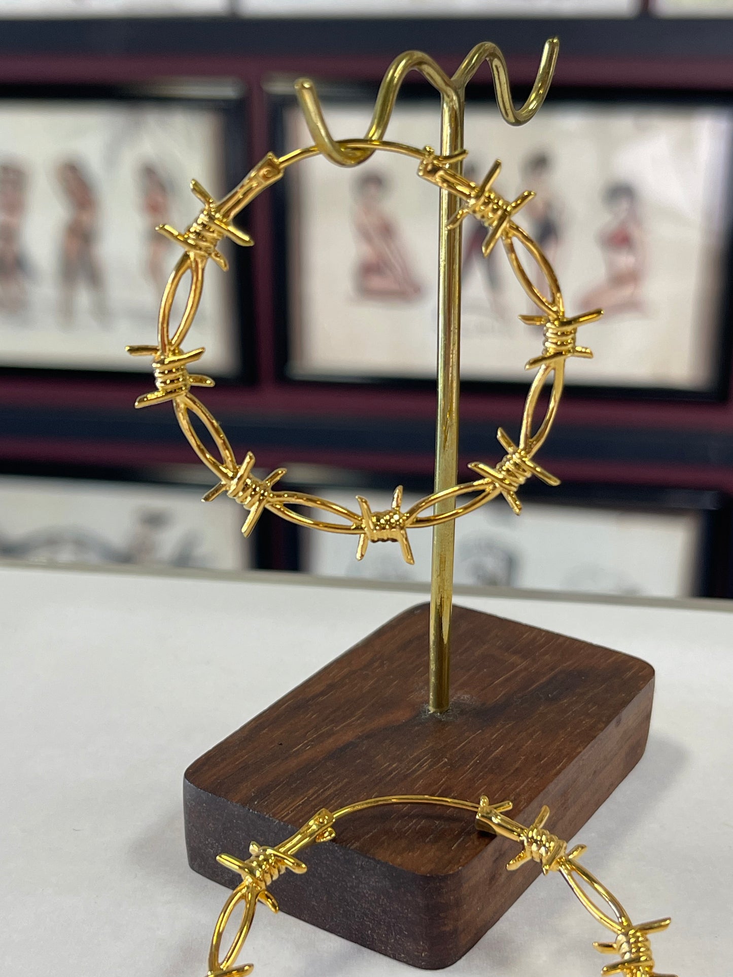 Pamela Barbed Wire from Maya Jewelry