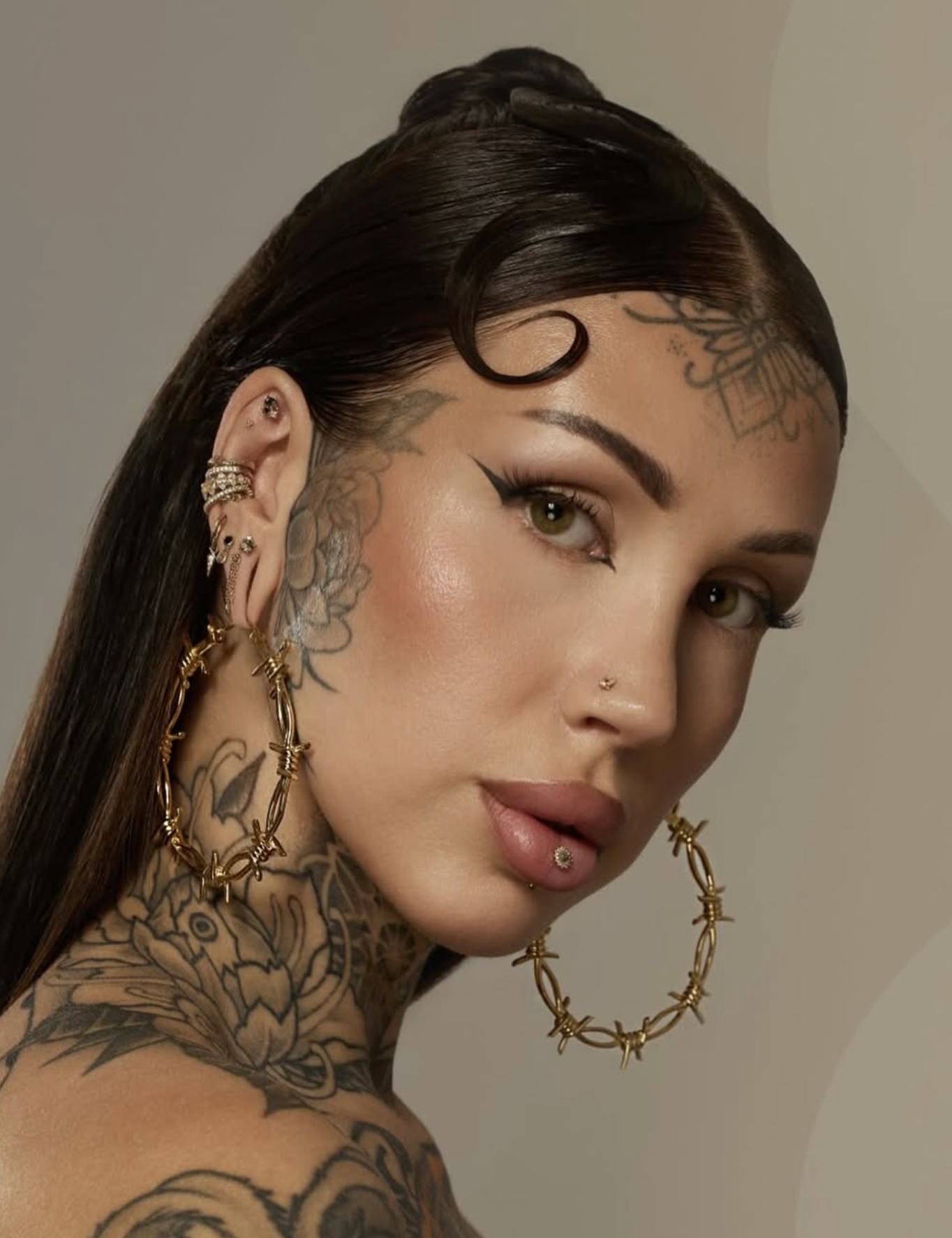 Pamela Barbed Wire from Maya Jewelry