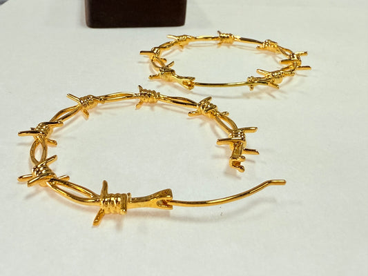 Pamela Traditional Barbed Wire from Maya