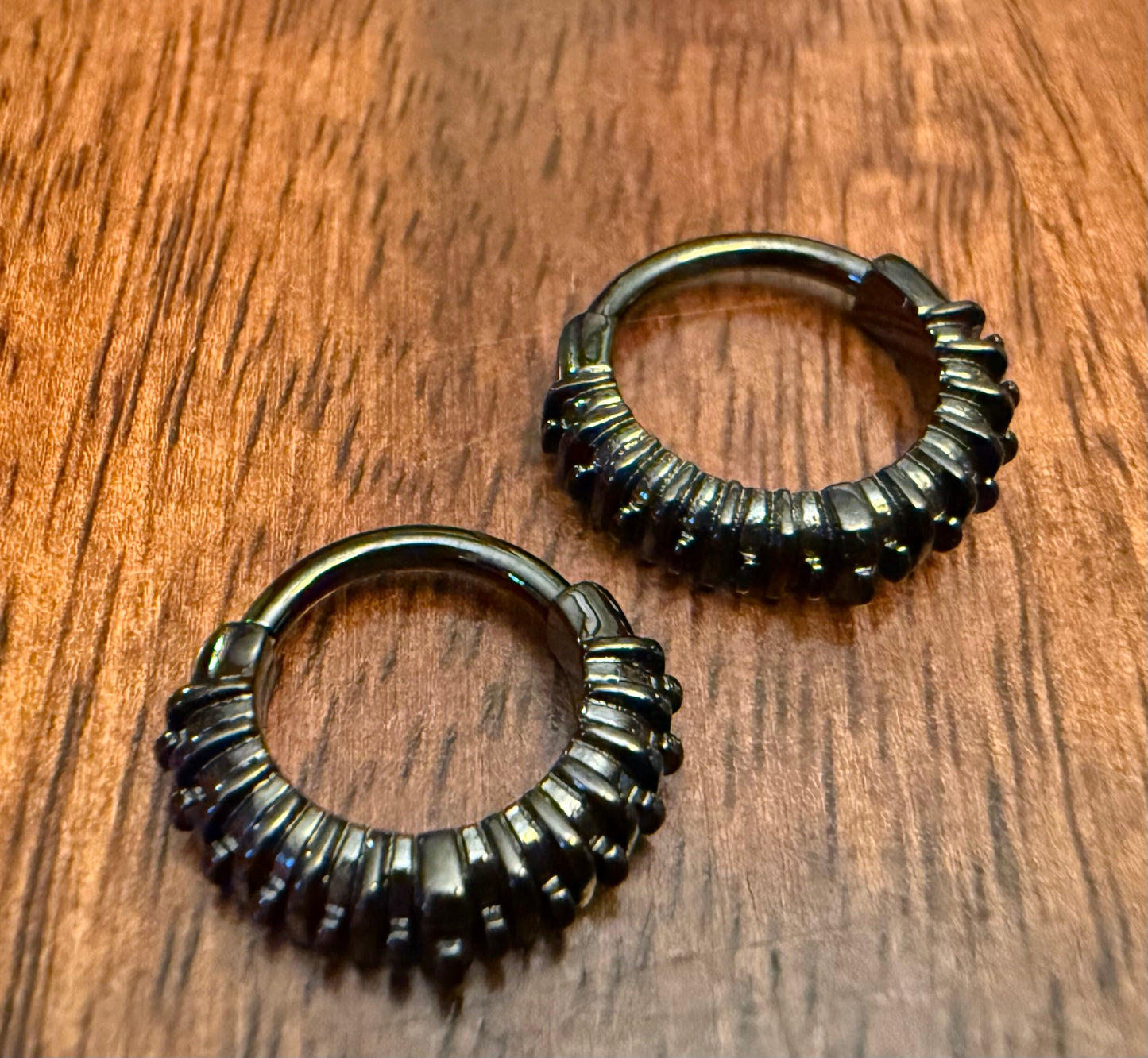 Omni - PVD coated obsidian - Clicker by Tether