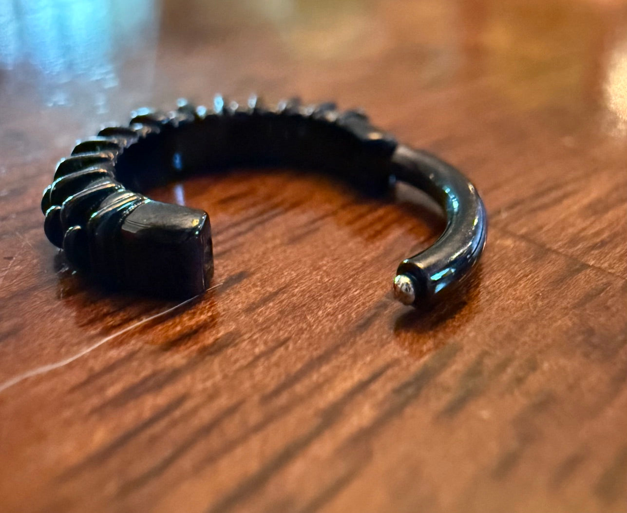 Omni - PVD coated obsidian - Clicker by Tether